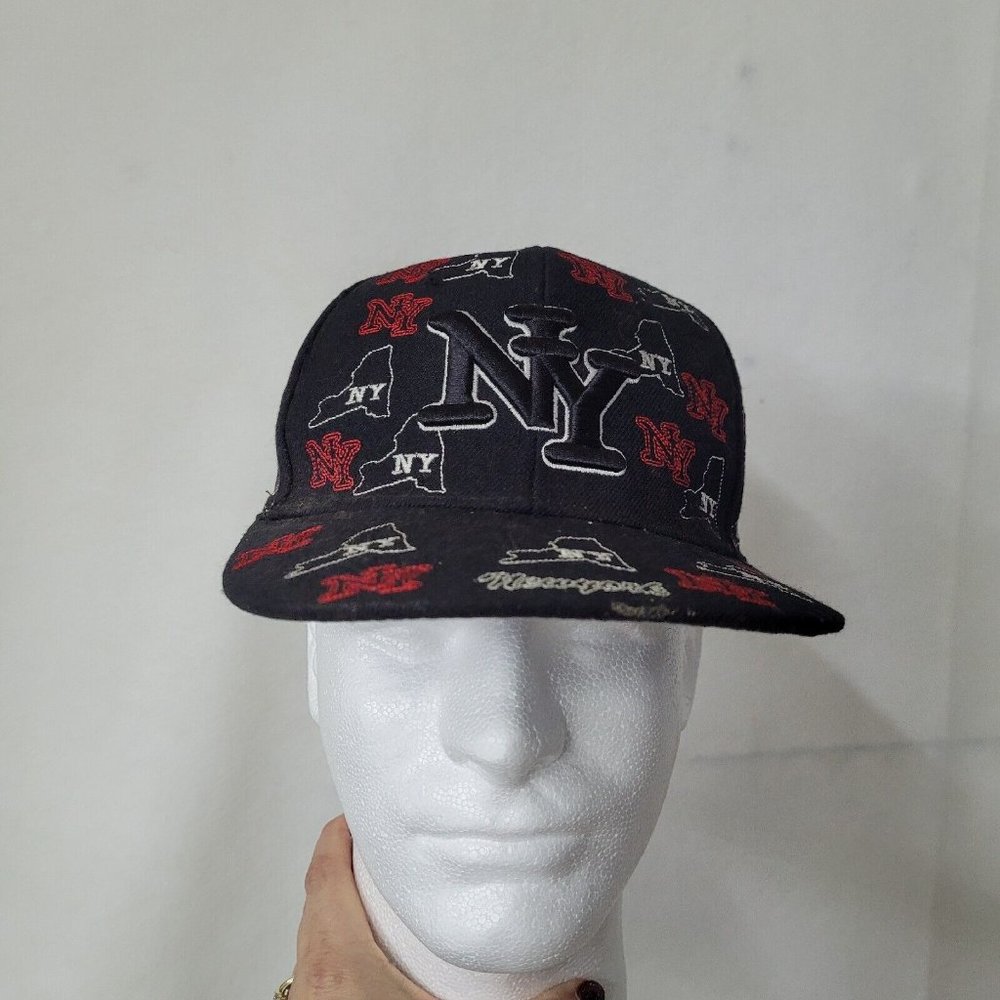 New York NY All Over Embroidery Flat Brim Baseball Cap Black Red Size 7-7.125